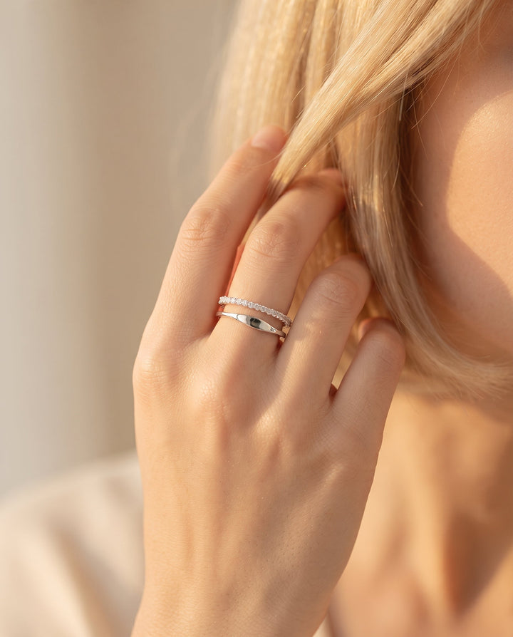 Justerbar ring med klara detaljer