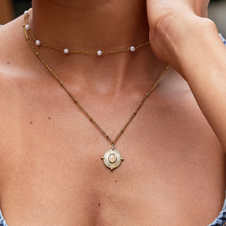 Vintage Monique Halsband med Ljus Sten