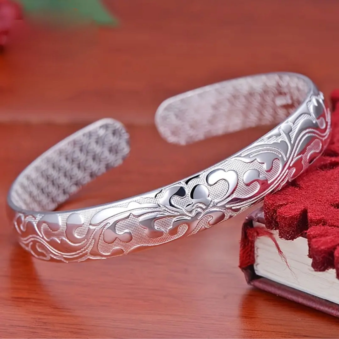 Vintageinspirerat Öppet Armband i Silverton