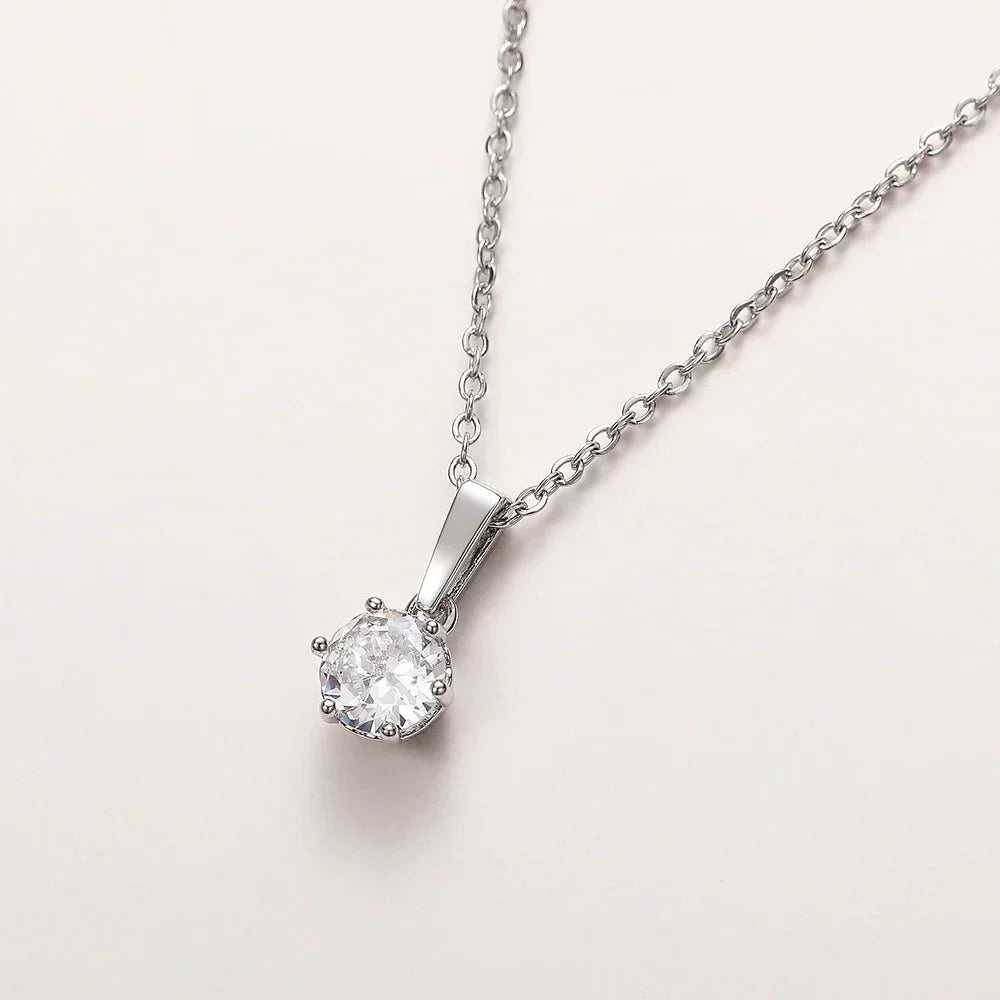 Klassiskt Halsband med Zirkoniahänge