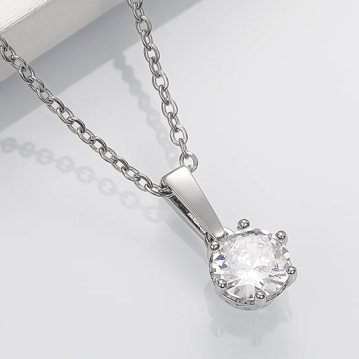 Klassiskt Halsband med Zirkoniahänge