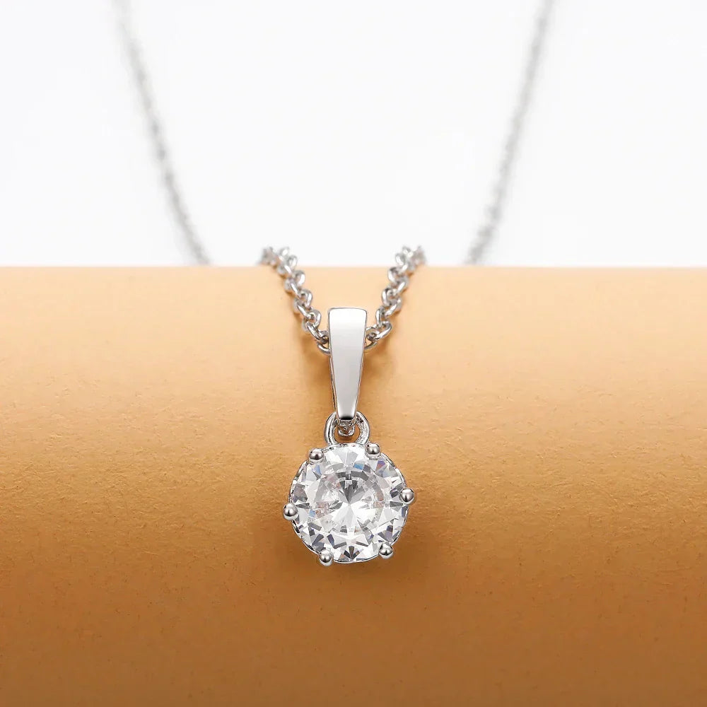 Klassiskt Halsband med Zirkoniahänge