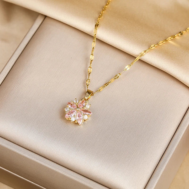 Liora Halsband med Rosa Blomhänge