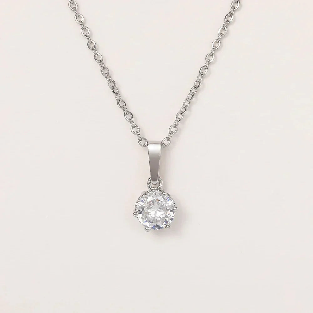 Klassiskt Halsband med Zirkoniahänge