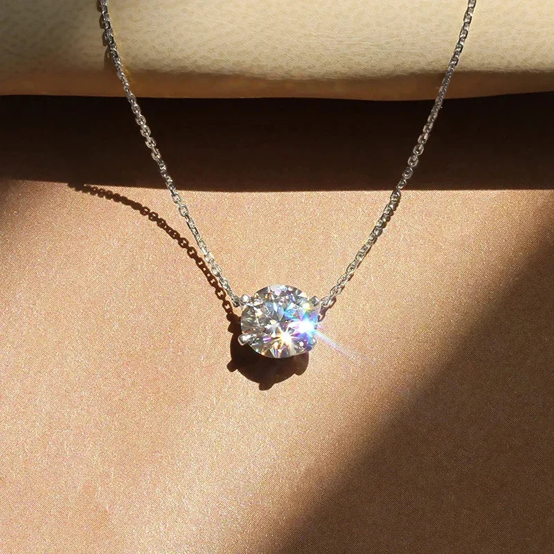 Elegant Solitärhalsband med Kristall