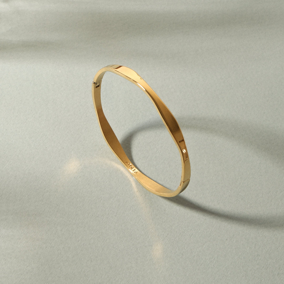 Vågformad Armring
