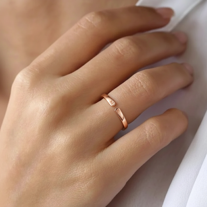 Justerbar Ring med Initialer