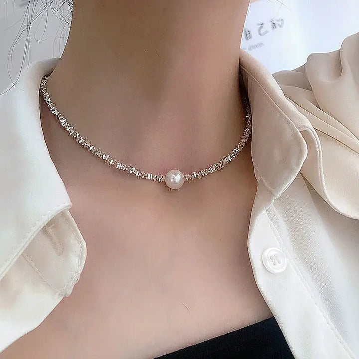 Vintagehalsband med Pärldetalj