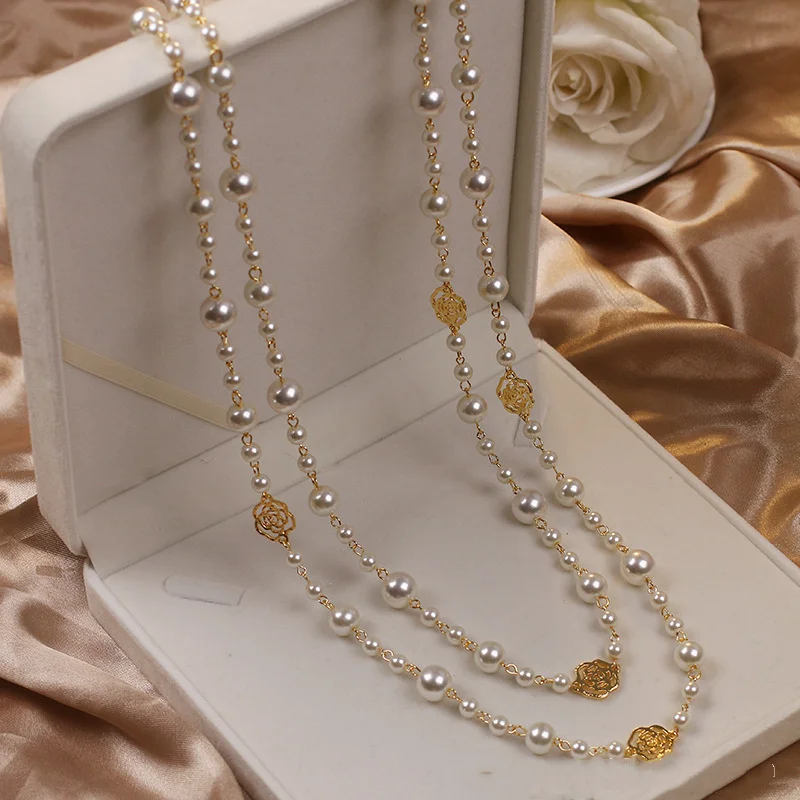 Rosalie Halsband med Pärlor i Lager