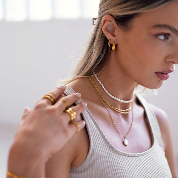 Droppformade Ringörhängen